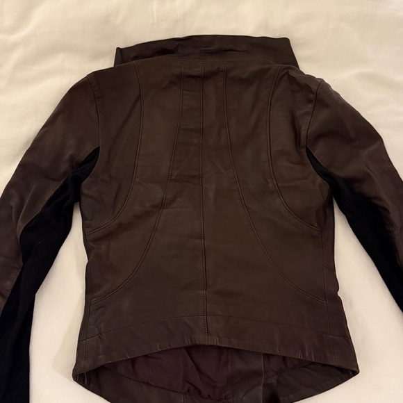 Brown Leather Jacket by Graham & Spencer, Size XS - Picture 7 of 8